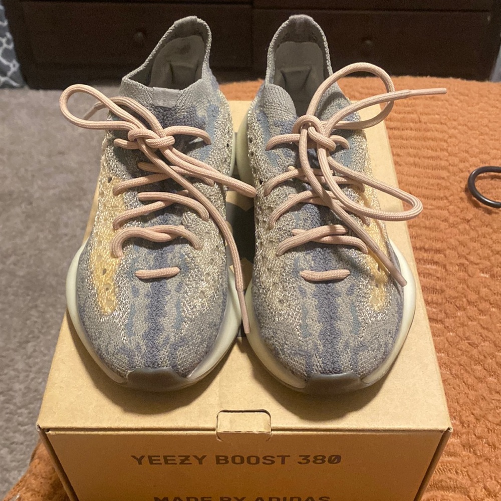 Yeezy boost 380